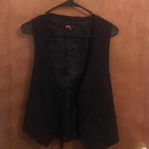 Forever 21 black vest
